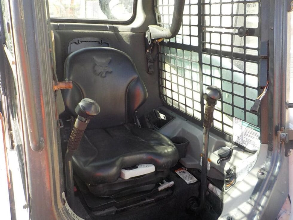 2016 Bobcat T650 - Image 8